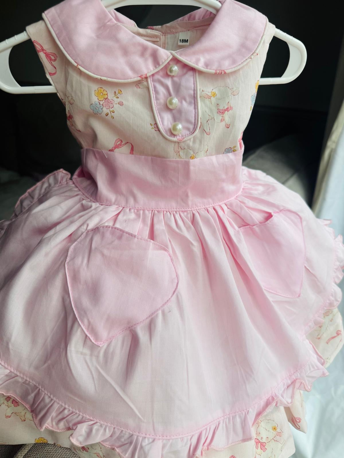 Sleeveless vintage Easter dress with detachable pinny