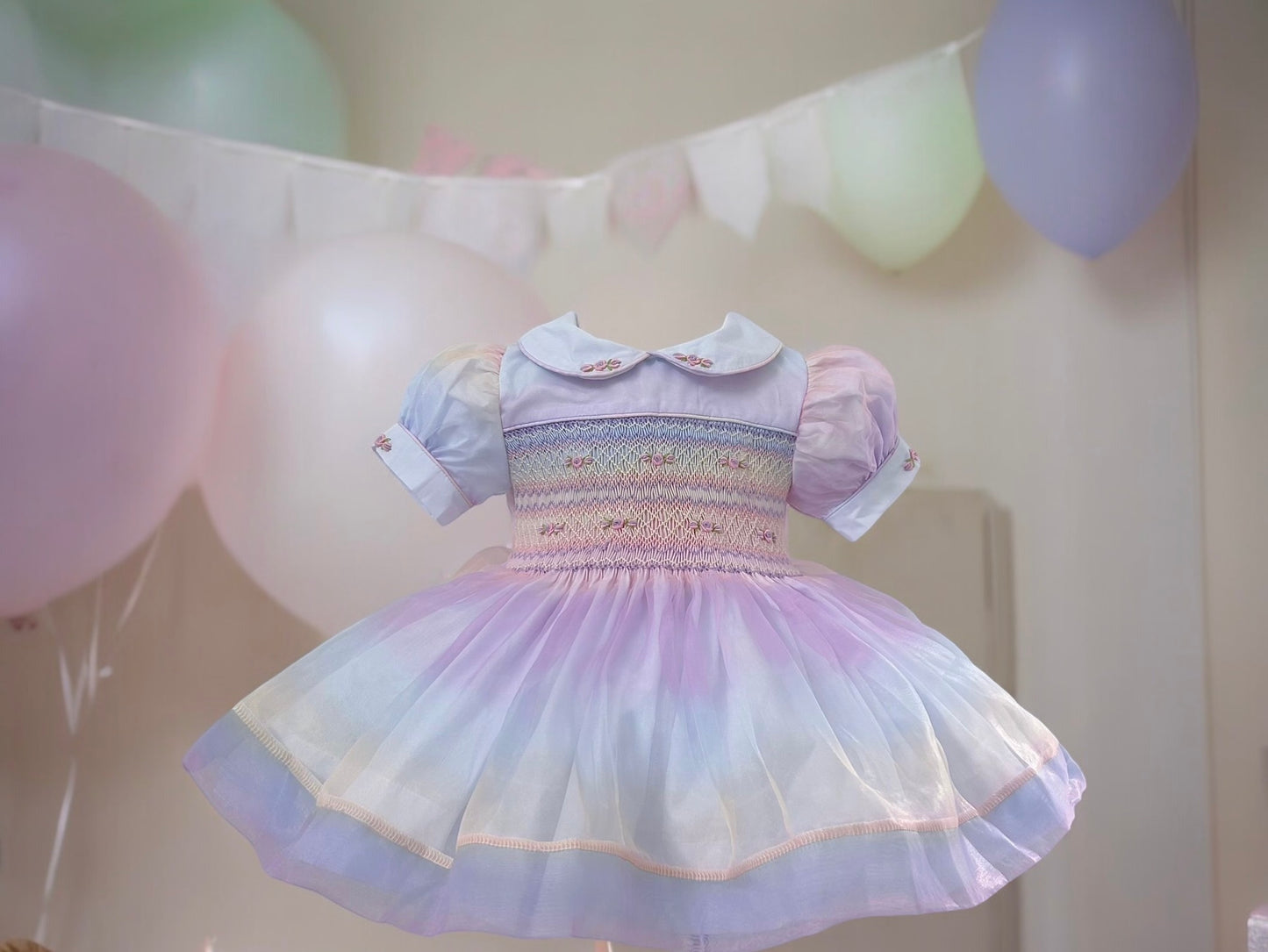 Ombre organza regenboog gesmokte jurk