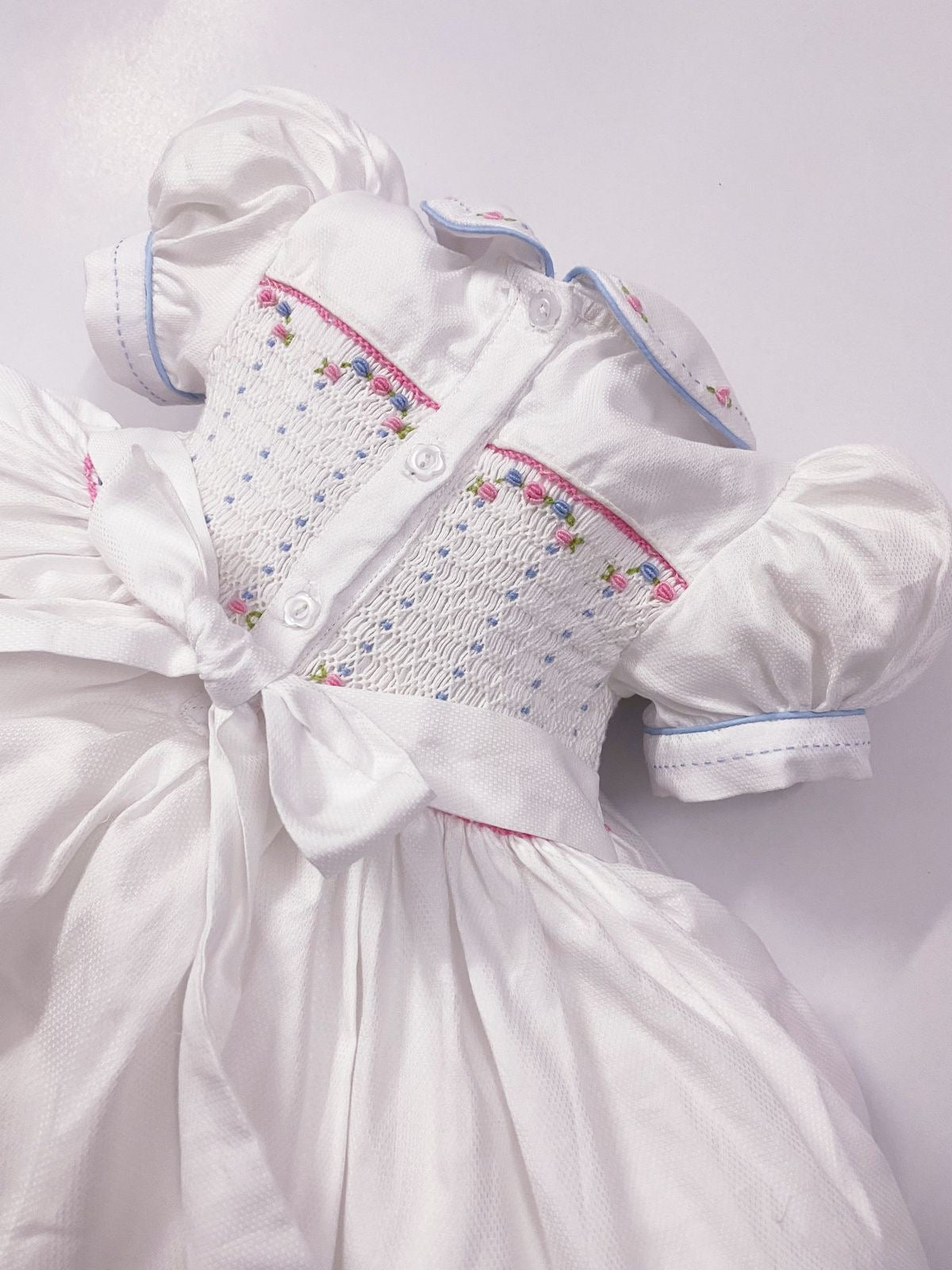 Luxe White smocked back and front