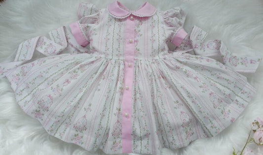 Pink floral classic dress with pearls