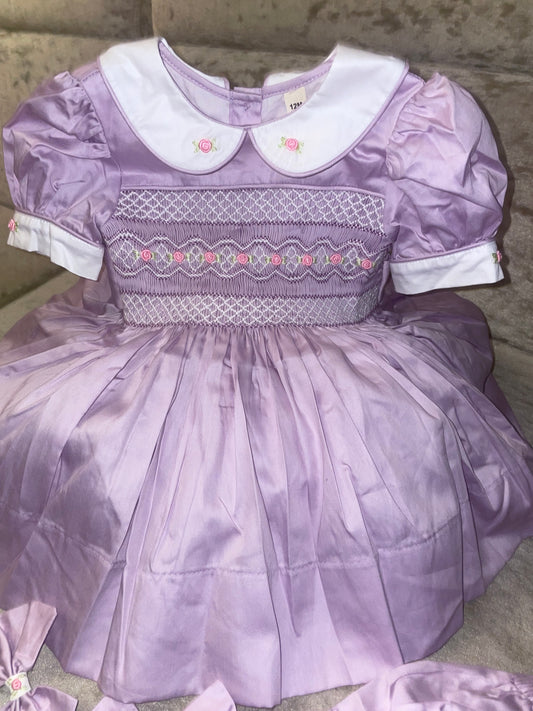 💜🩷💜 Fliederfarbenes gesmoktes Kleid 💜🩷💜